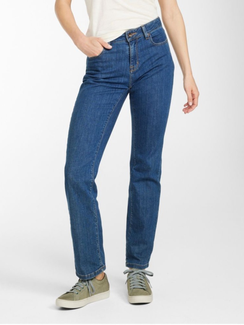 L.L. Bean Classic Fit Straight-Leg Jeans in Blue Medium Tall Length